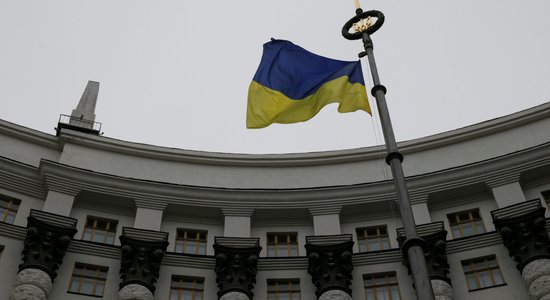 ES oficiāli apstiprina asociācijas līgumu ar Ukrainu