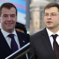 Dombrovskis ar Medvedevu cer vienoties par Latvijas un Krievijas attiecību jautājumu risināšanu