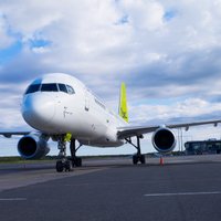 airBaltic купит четыре взятых в лизинг самолета Boeing