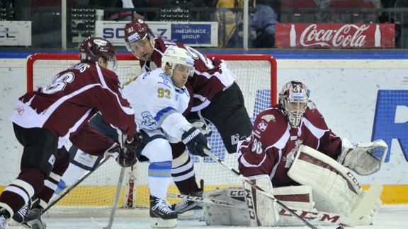 Hokejs, KHL spēle: Rīgas Dinamo - Baris - 23