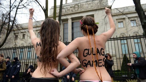 'Femen' protestē pret olimpiādi  - 10