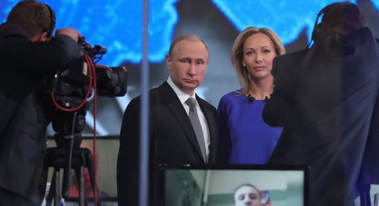 ВИДЕО: Путин на "прямой линии" ответил про Кадырова, офшоры и "порядочного Обаму"