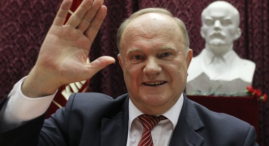 Зюганов отказался участвовать в выборах президента РФ в пользу директора совхоза