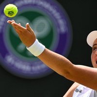 Ostapenko ar dominējošu sniegumu sāk prestižo Vimbldonas čempionātu