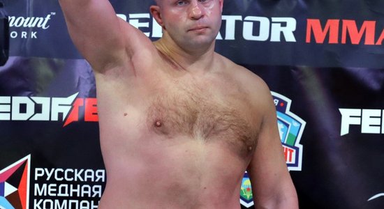Москва ждет боя: Емельяненко хотят свести с легендой UFC