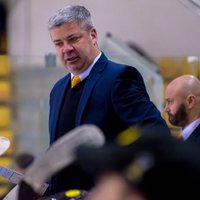 Domstarpībās ierautais Tambijevs novadījis pirmo KHL kluba 'Admiral' treniņu