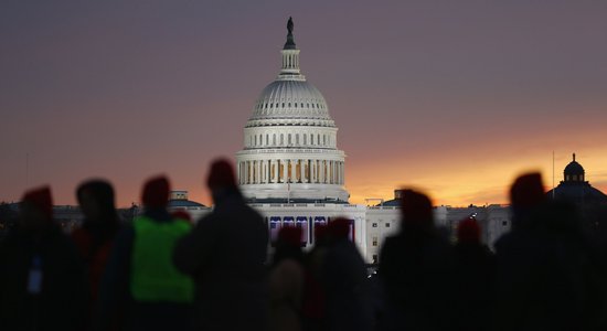 ASV Kongress atbalsta valdības darba finansēšanu līdz februāra vidum