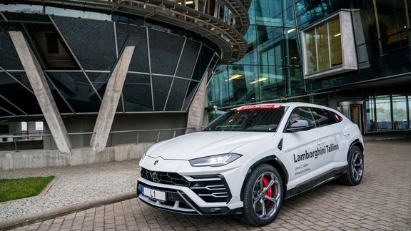 LGA 2019 - 'Lamborghini Urus'