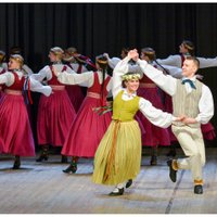 Foto: Jaunrades deju konkursā triumfē Dagmāra Bārbale un Jānis Ērglis