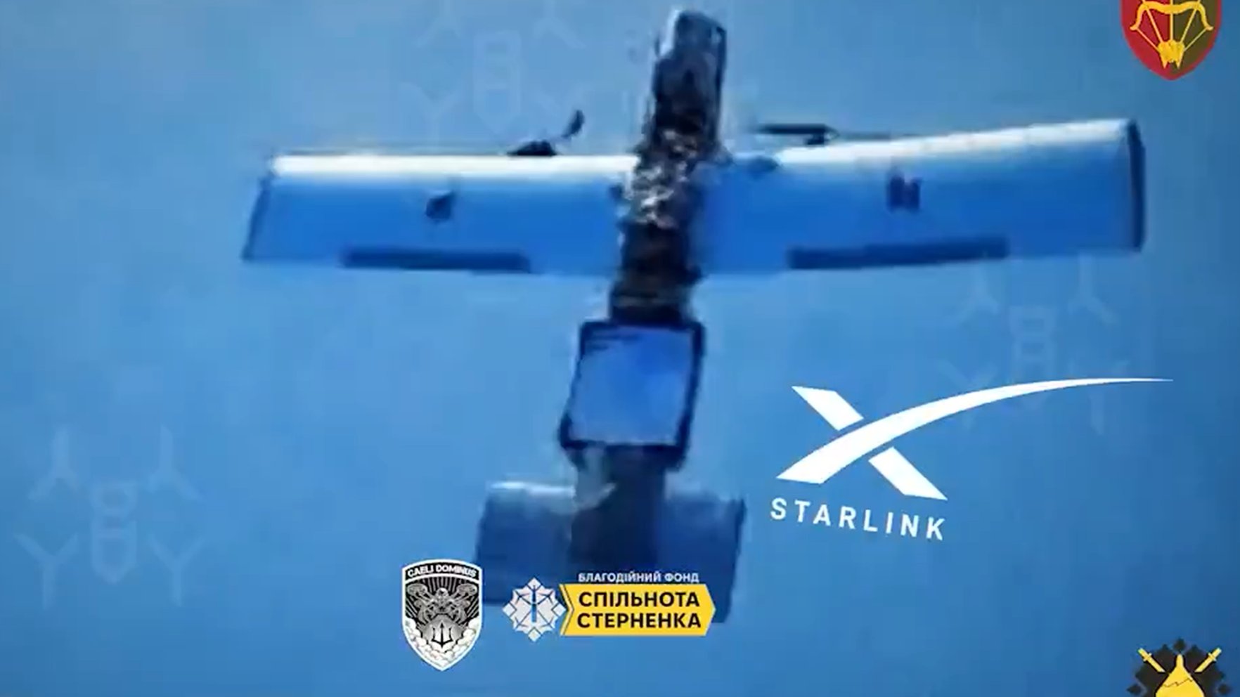 Krievija šantažē karagūstekņu radiniekus, lai tie aktivizētu "Starlink" termināļus