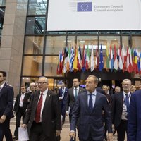 ES līderi apstiprina panākto 'Brexit' vienošanos