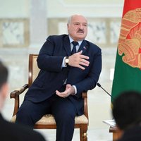 Лукашенко помиловал еще 37 политзаключенных