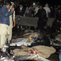 В Пакистане при взрыве погиб 81 человек, число жертв терактов за четверг достигло 115