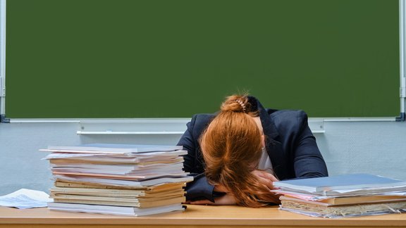 Puse pedagogu cietuši no vardarbības skolā; arī no skolēniem un viņu vecākiem