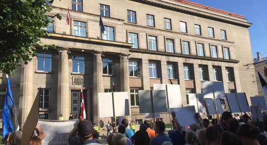 Policija sāk administratīvo lietvedību pret protesta akcijas dalībnieku