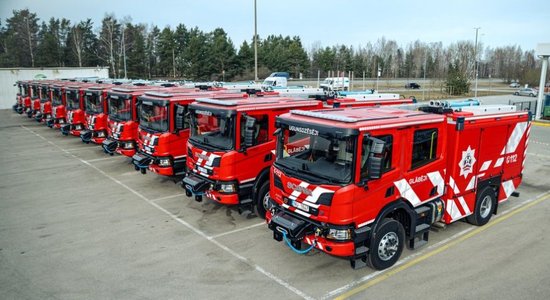 ФОТО: Пожарные получили первую партию новых автомобилей Scania. Всего их будет 58