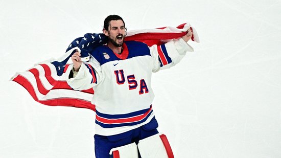 Diskvalifikāciju saņēmis NHL labākais vārtsargs
