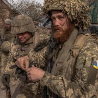 Situācija Ukrainas austrumos dinamiski mainās, norāda militārpersona