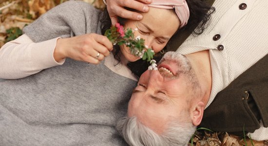 Tiem, kam pāri 55! Piesakies bezmaksas veselību veicinošām ekskursijām pa Latviju