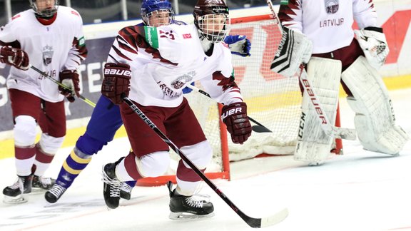 Hokejs, pasaules čempionāts U-18 izlasēm: Latvija - Zviedrija