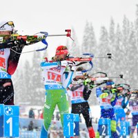 Норвежцы выиграли первую гонку на ЧМ-2021 по биатлону, латвийцы — в третьем десятке