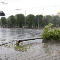 VARAM vajadzības gadījumā palīdzēs novērst negaisa postījumus