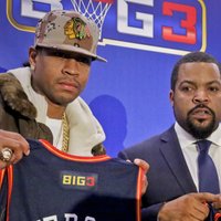 Bijusī NBA zvaigzne Aiversons un reperis 'Ice Cube' izveido 3x3 basketbola līgu NBA veterāniem