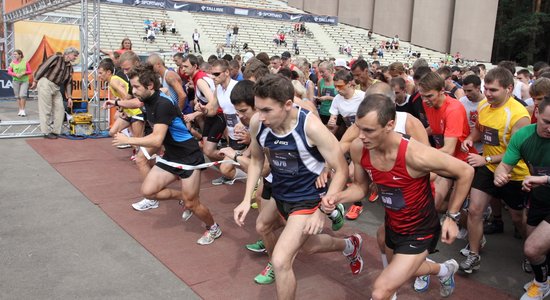 Svētdien tiks dots starts Baltijā lielākajam sporta labdarības pasākumam 'Nike Riga Run'