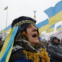 Guardian: мечта об украинской революции "зависла"