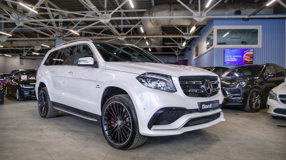 Lietots "Mercedes-Benz GL": ļoti liels un gana izturīgs, taču var arī izmaksāt ļoti dārgi