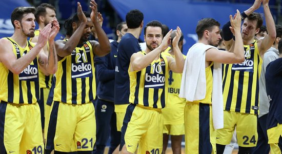 ULEB Eirolīga: 'Fenerbahce' basketbolisti izcīna desmito uzvaru pēc kārtas