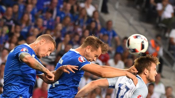 Futbols, EURO 2016: Anglija - Islande - 1