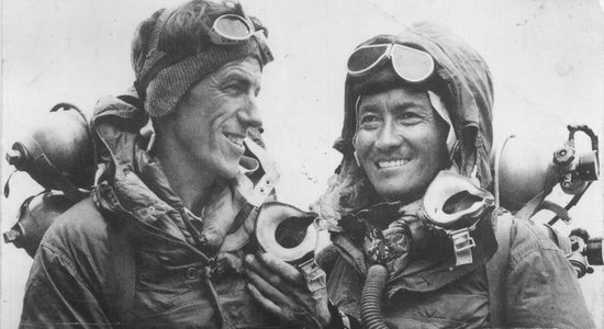 60 лет назад Хиллари и Тенцинг впервые покорили Эверест
