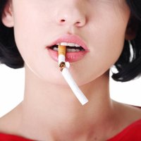 Izpētīts, ko veselībai nodara 100 cigarešu izsmēķēšana visa mūža laikā