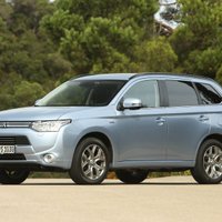 Tagad arī Latvijā pieejams 'Mitsubishi Outlander PHEV' hibrīds