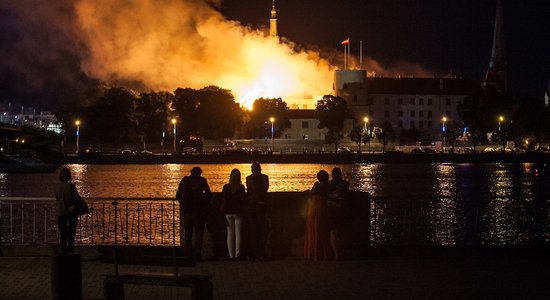 Дело о пожаре в Рижском замке: под подозрением три человека