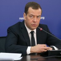 СМИ: Почему Кремль не отвечает на обвинения Навального в отношении Медведева