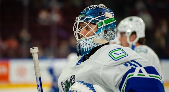 Šilovs tuvojas stabilam NHL līgumam – "Canucks" atbrīvos otrā vārtsarga vietu