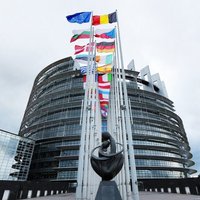 EP deputāta mēnešalga saglabājas nemainīga - 6200 eiro