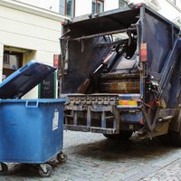 Vai, šķirojot atkritumus, iespējams atteikties no maksas konteinera
