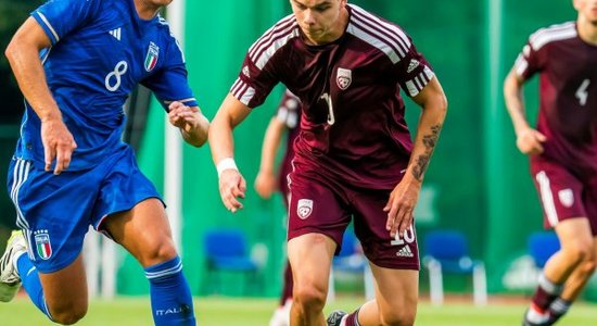 Latvijas U-21 futbolisti negaidīti atņem punktus varenajai Itālijai