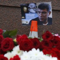 Телеканал ТВЦ показал видео убийства Немцова с камеры наблюдения