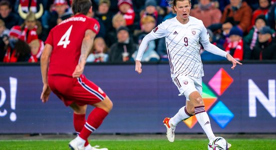 Ķigurs un Kārkliņš pozitīvu Covid-19 testu dēļ nav ar Latvijas futbola izlasi
