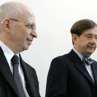 Приостановлено дело о взыскании 99,6 млн. латов с Каргина и Красовицкого