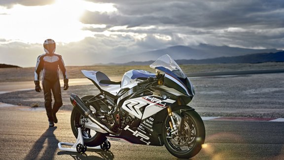 BMW HP4 Race