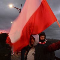 Polijas valdība atkal mēģinās īstenot daudz kritizētās tiesu reformas