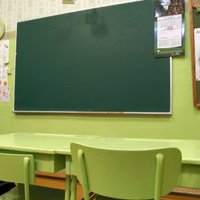 Pašvaldības noraizējušās: ar koeficientu maiņu pedagogu algām sāksies mazo skolu slēgšana