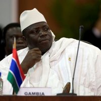 Gambijas prezidents joprojām nevēlas nodot varu pēc zaudējuma vēlēšanās