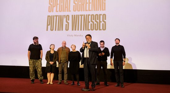 Latvijas kinoteātros sāk demonstrēt Vitālija Manska dokumentālo filmu 'Putina liecinieki'