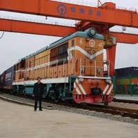 ФОТО: Из Китая в Латвию отправился первый в истории контейнерный поезд
